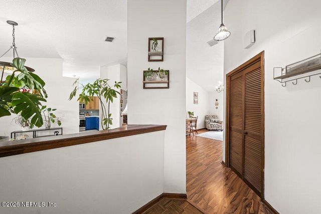 11858 S NARROW OAK Lane, Jacksonville, FL 32223