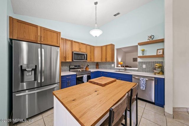 11858 S NARROW OAK Lane, Jacksonville, FL 32223