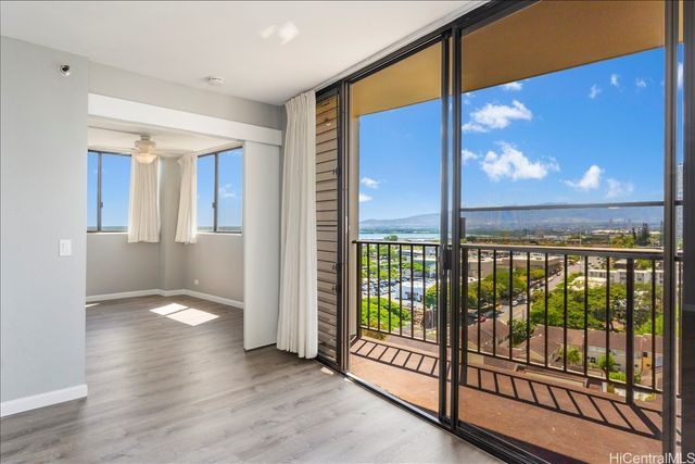 98-351 Koauka Loop C1406, Aiea, HI 96701