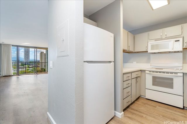 98-351 Koauka Loop C1406, Aiea, HI 96701