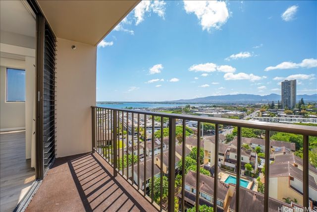 98-351 Koauka Loop C1406, Aiea, HI 96701