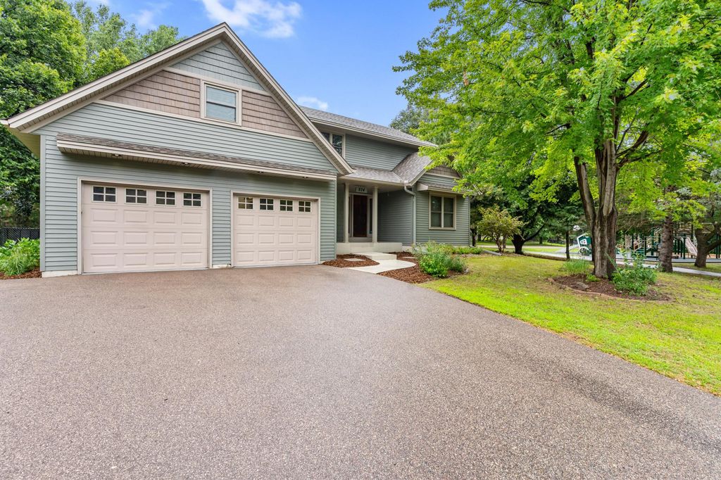 824 Springhill Drive, Burnsville, MN 55306 — exterior