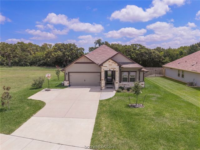 2042 Rock Ridge Avenue, Bryan, TX 77807