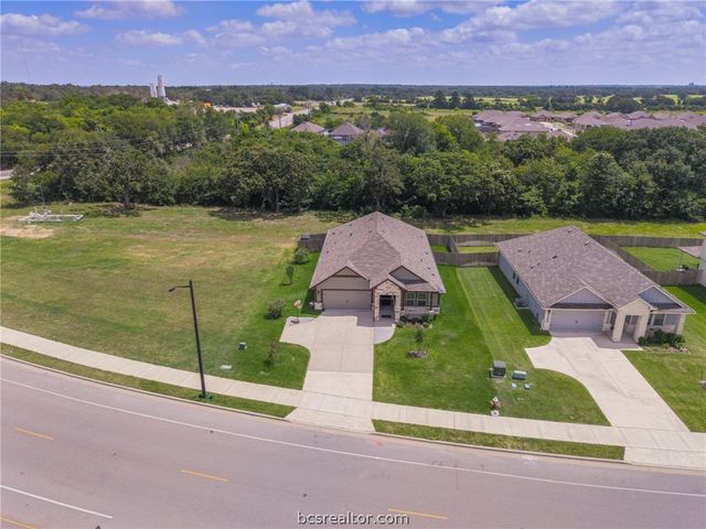 2042 Rock Ridge Avenue, Bryan, TX 77807