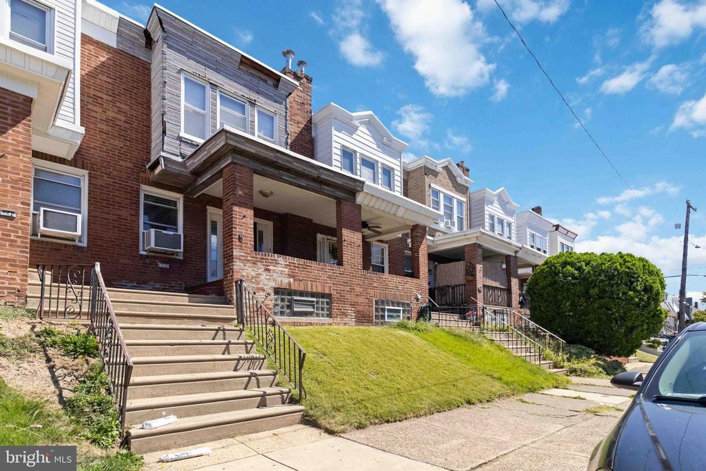 889 ANCHOR ST, Philadelphia, PA 19124
