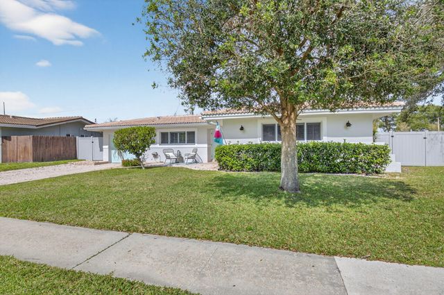 1231 SW 4th Street, Boca Raton, FL 33486