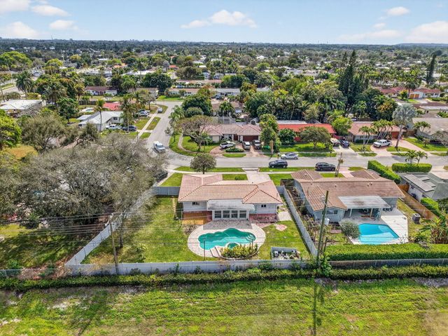 1231 SW 4th Street, Boca Raton, FL 33486