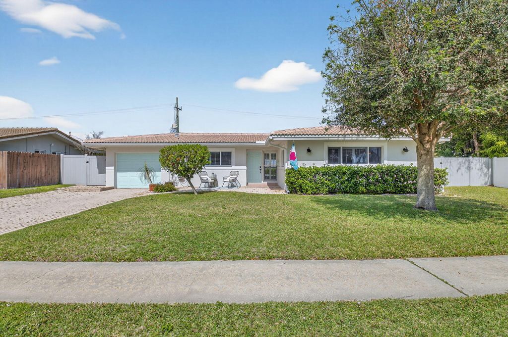 1231 SW 4th Street, Boca Raton, FL 33486