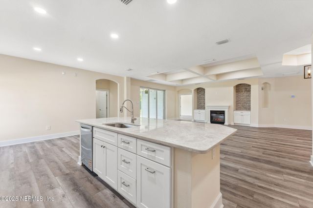 11214 SADDLE CLUB Drive, Jacksonville, FL 32219