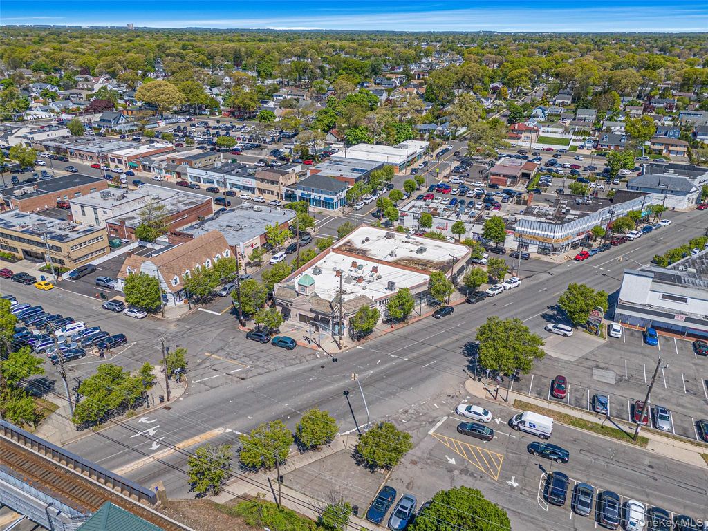 90 Veterans Boulevard, Massapequa, NY 11758 — exterior