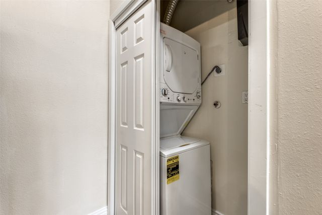 3208 Cole Avenue 2202, Dallas, TX 75204