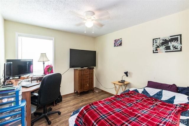 1480 Colgate Drive, St Charles, MO 63303