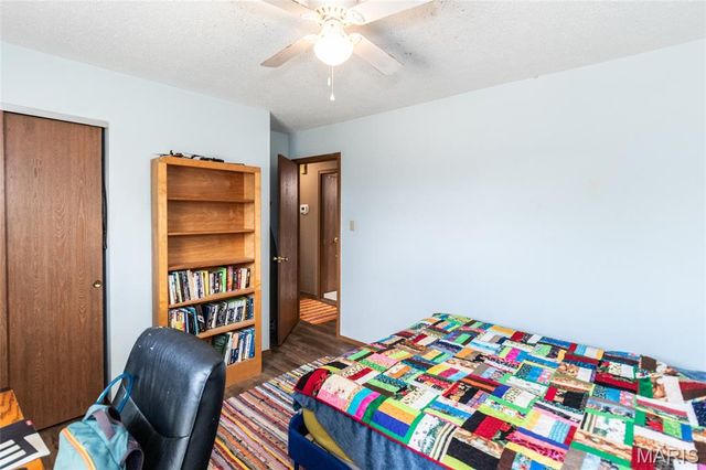 1480 Colgate Drive, St Charles, MO 63303