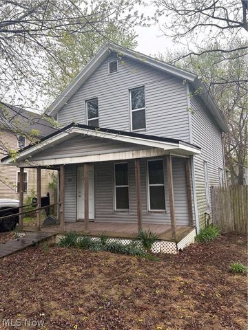 889 Harbor Street, Conneaut, OH 44030