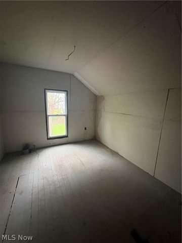889 Harbor Street, Conneaut, OH 44030
