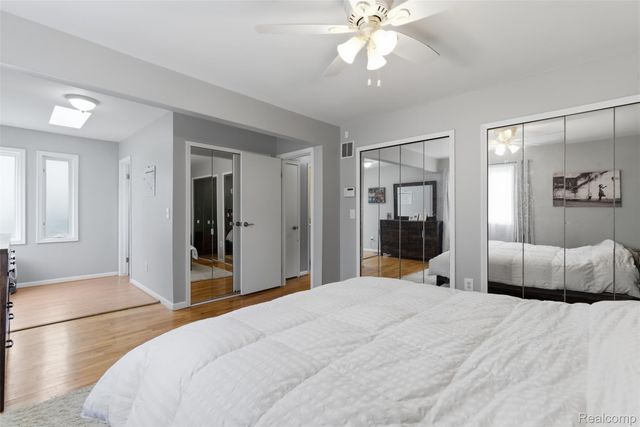 4051 Lake Front Street, Waterford Charter Township, MI 48328