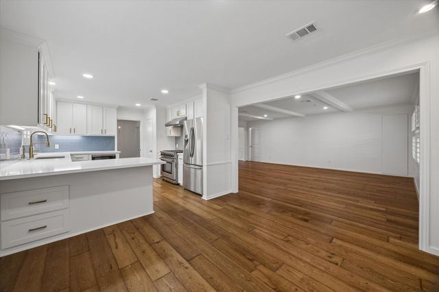 6423 Cindy Lane, Houston, TX 77008