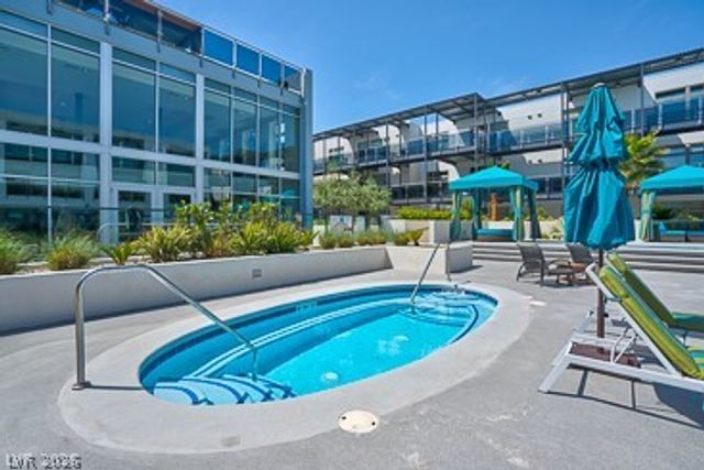 8925 West Flamingo Road 207, Las Vegas, NV 89147