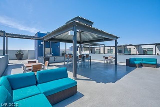 8925 West Flamingo Road 207, Las Vegas, NV 89147