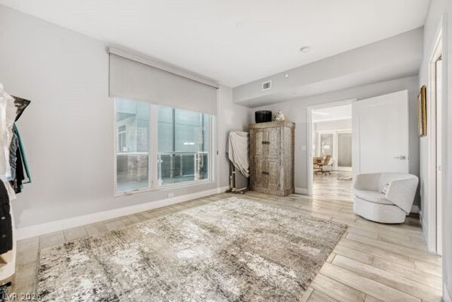 8925 West Flamingo Road 207, Las Vegas, NV 89147