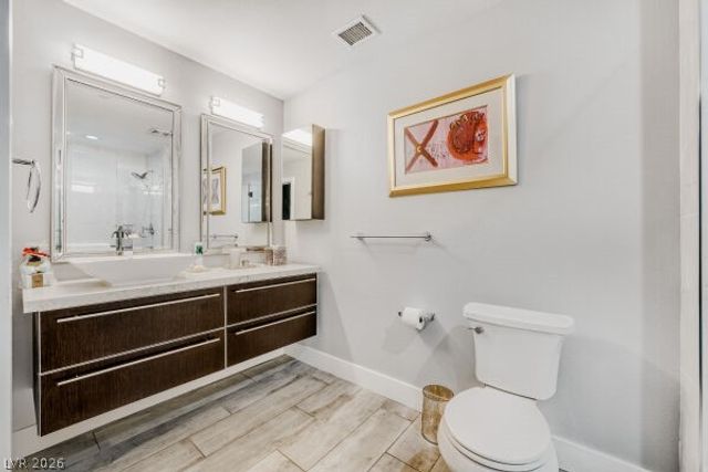 8925 West Flamingo Road 207, Las Vegas, NV 89147