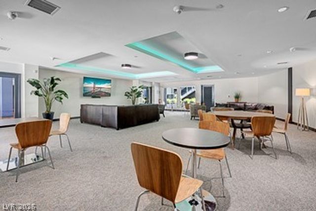 8925 West Flamingo Road 207, Las Vegas, NV 89147