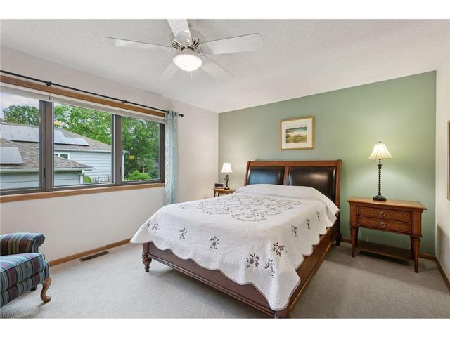 796 Sunset Drive, Eagan, MN 55123