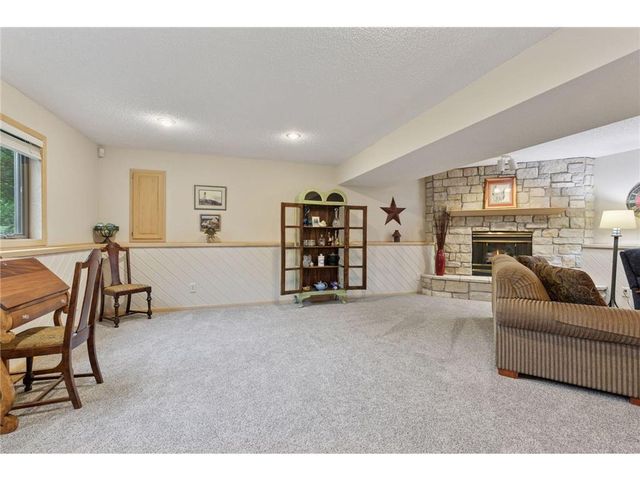 796 Sunset Drive, Eagan, MN 55123