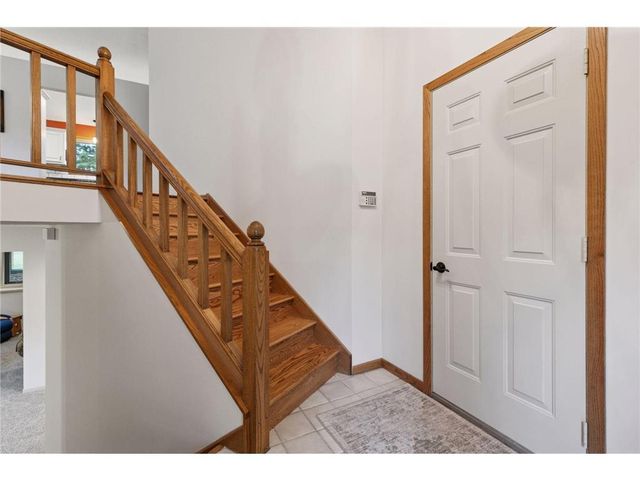 796 Sunset Drive, Eagan, MN 55123