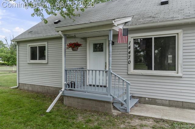 14470 Syracuse Street, Taylor, MI 48180