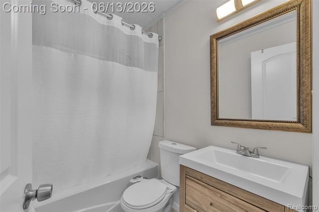 14470 Syracuse Street, Taylor, MI 48180