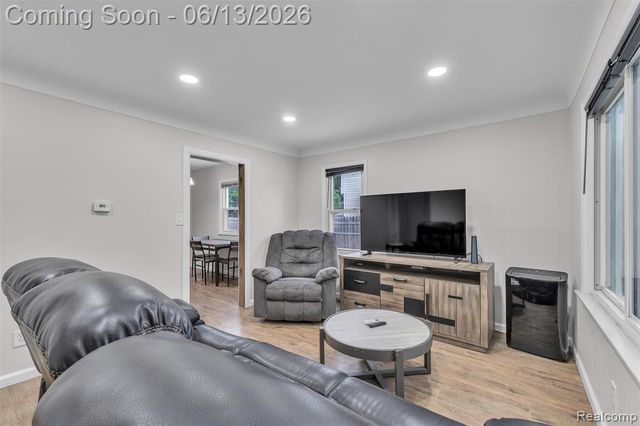 14470 Syracuse Street, Taylor, MI 48180