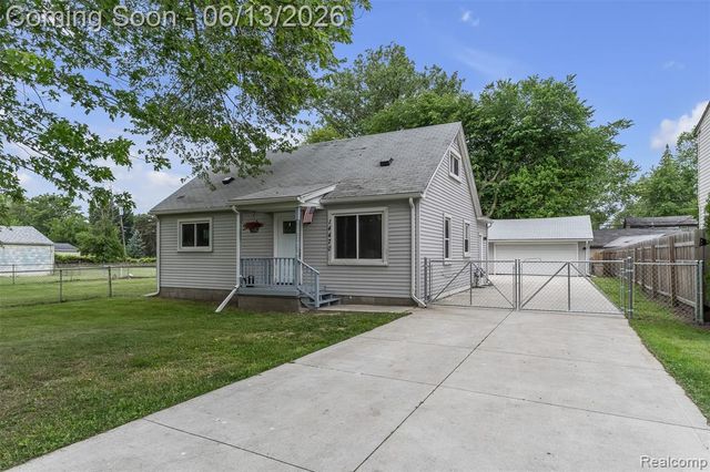 14470 Syracuse Street, Taylor, MI 48180