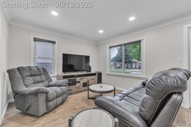 14470 Syracuse Street, Taylor, MI 48180