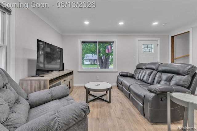 14470 Syracuse Street, Taylor, MI 48180