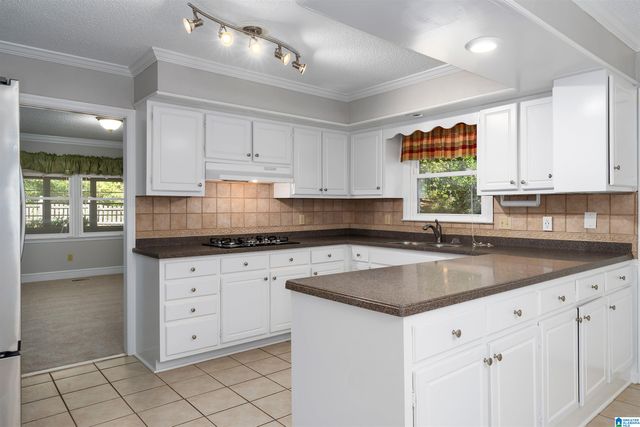 2001 SHADOWOOD COURT, Hoover, AL 35244