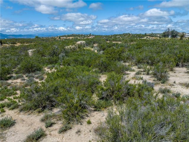 576 Derby, Aguanga, CA 92536