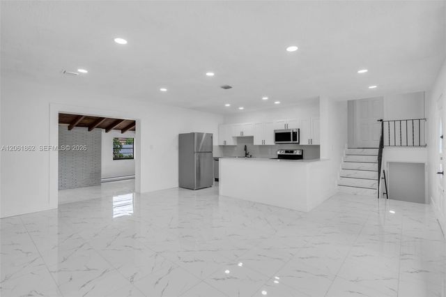 1265 NE 201st Terrace, Miami, FL 33179