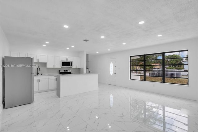 1265 NE 201st Terrace, Miami, FL 33179