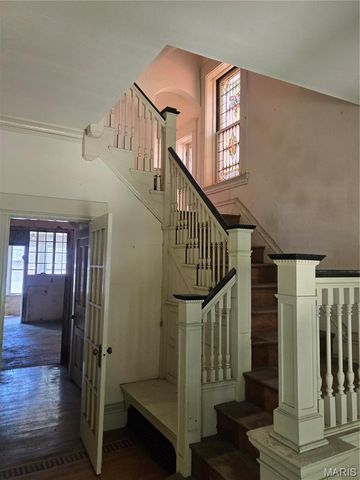 3512 Halliday Avenue, St Louis, MO 63118