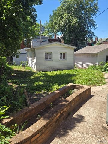 3512 Halliday Avenue, St Louis, MO 63118