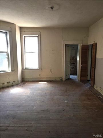 3512 Halliday Avenue, St Louis, MO 63118