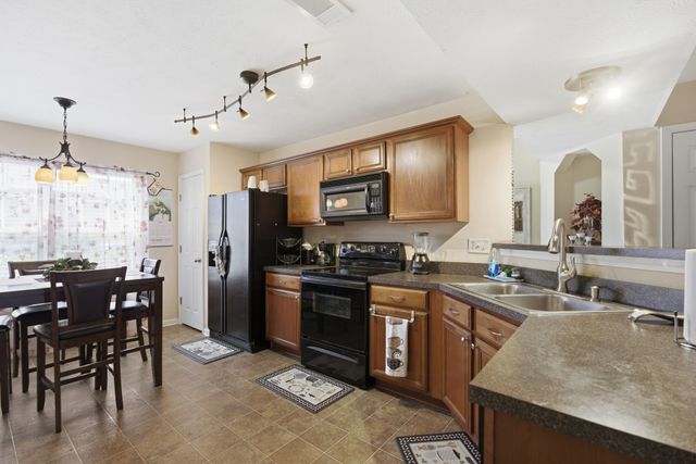 3134 George Buchanan Dr, La Vergne, TN 37086
