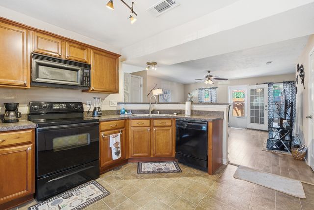 3134 George Buchanan Dr, La Vergne, TN 37086