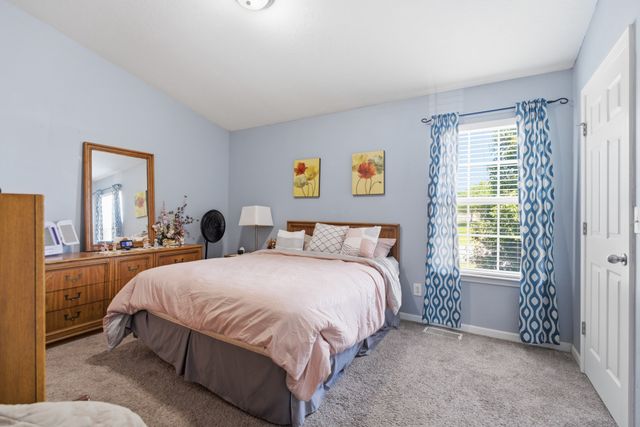 3134 George Buchanan Dr, La Vergne, TN 37086