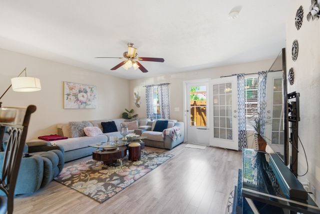 3134 George Buchanan Dr, La Vergne, TN 37086
