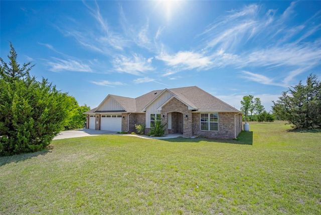2313 Lions Pride Way, Blanchard, OK 73010