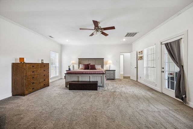 107 N Westlake Drive, Leonard, TX 75452