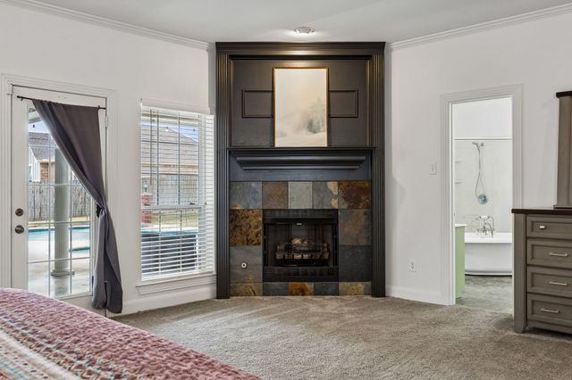 107 N Westlake Drive, Leonard, TX 75452