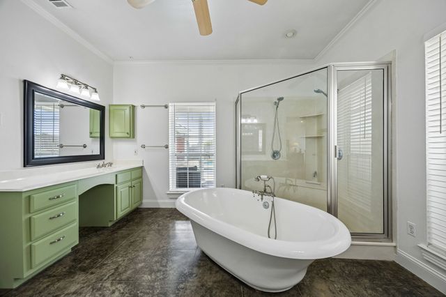107 N Westlake Drive, Leonard, TX 75452